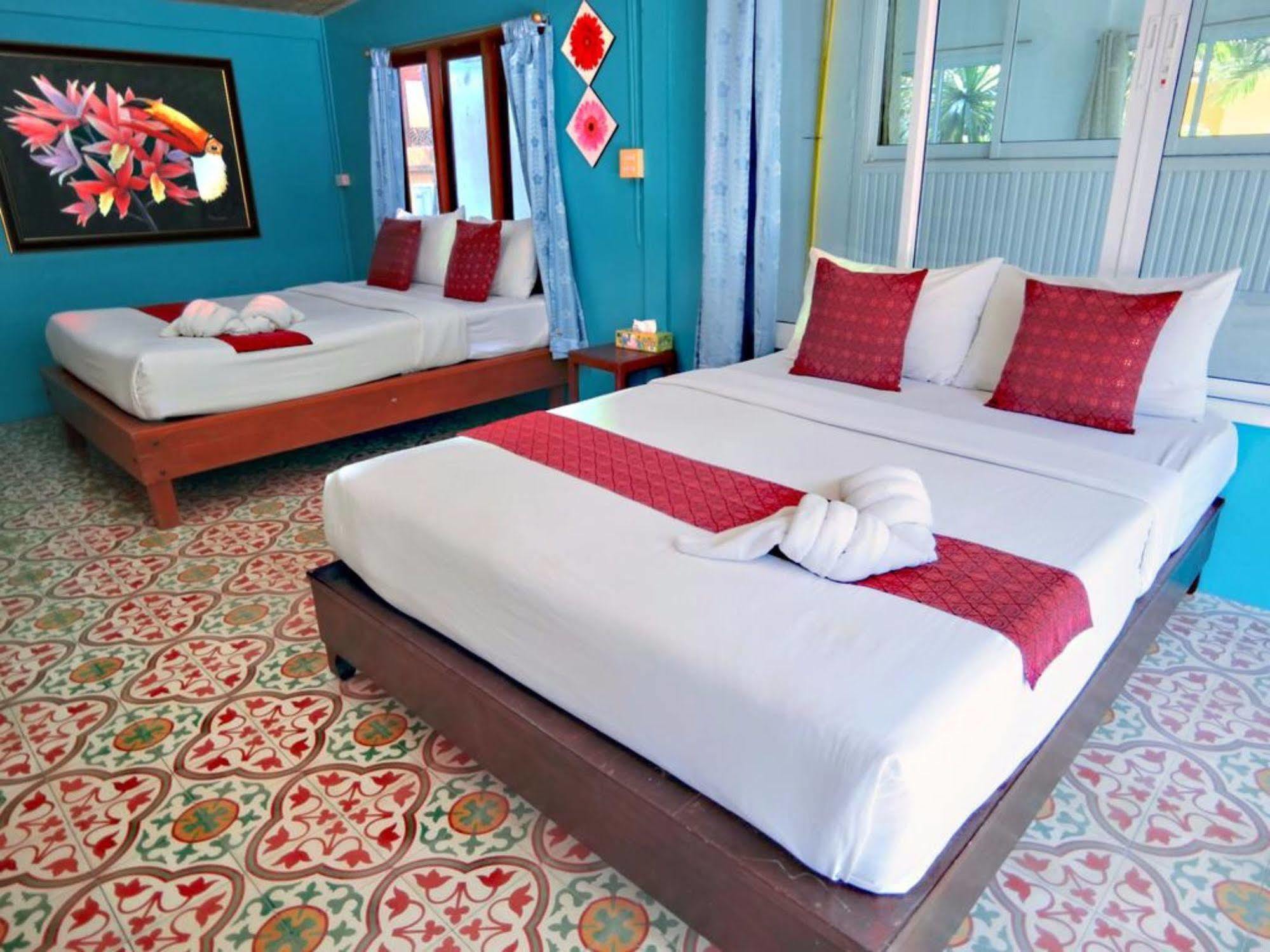 Thipsamed Resort Koh Samet Bagian luar foto