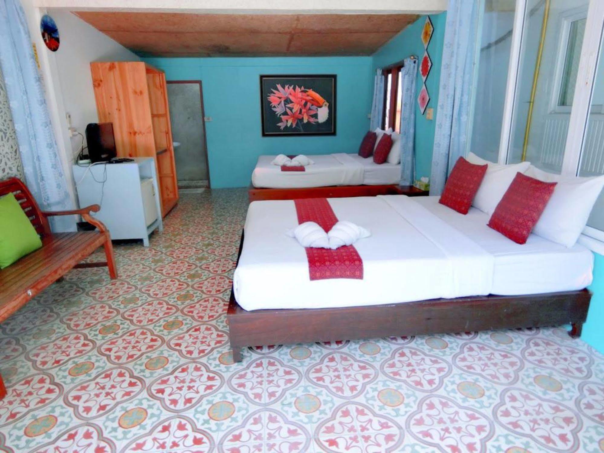 Thipsamed Resort Koh Samet Bagian luar foto